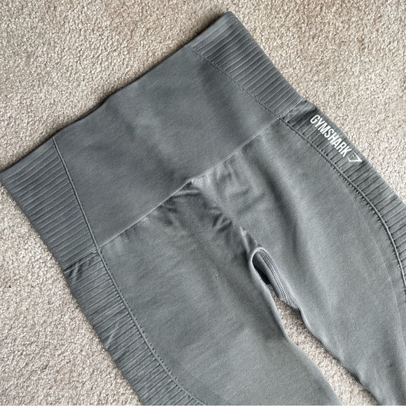 Gymshark | Vital Seamless Leggings | GREY - SMALL - Picture 3 of 9